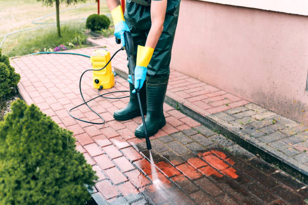 Why Choose Our Certified Pressure Washing Experts for Your Project Needs in Millwood, WA?